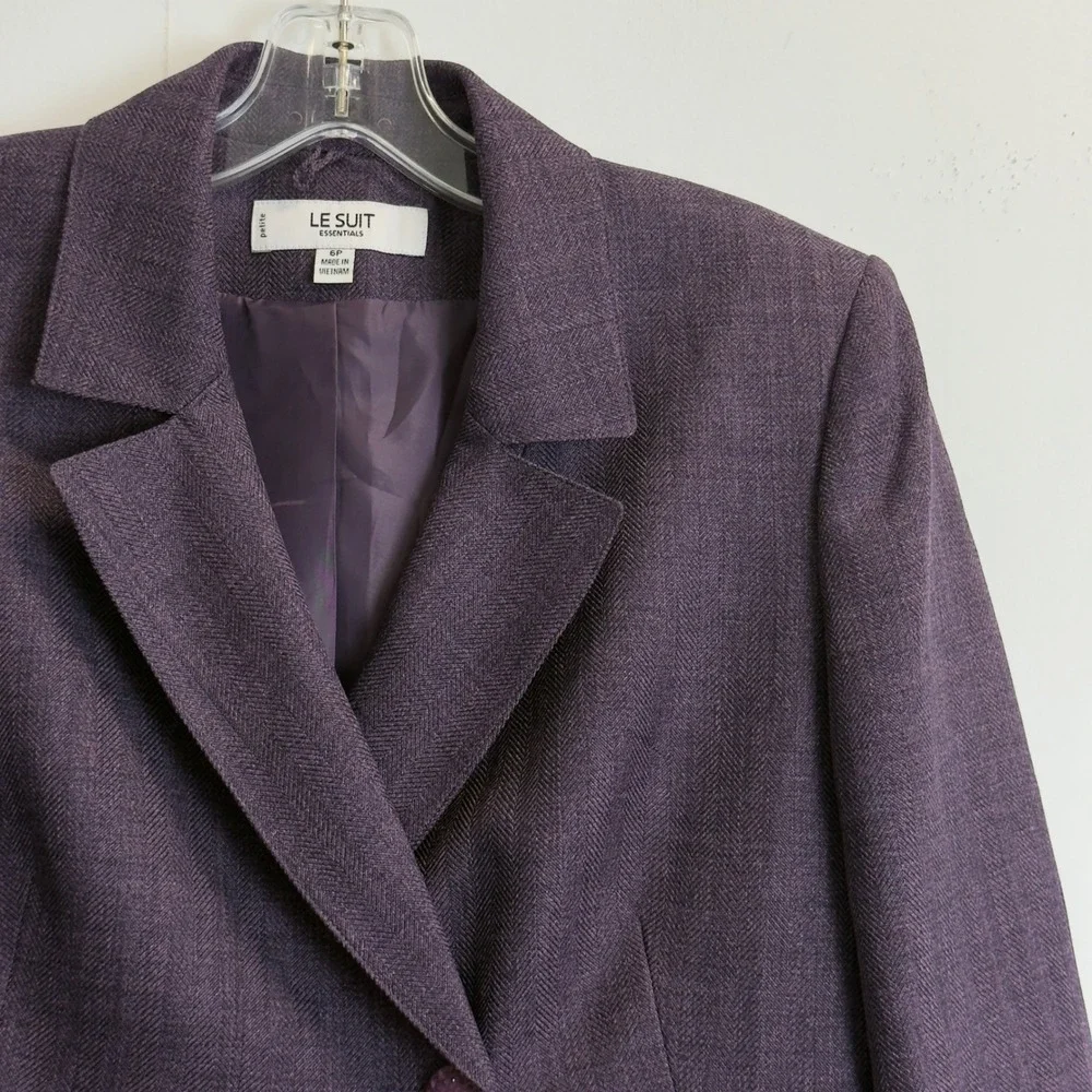 Le Suit Essentials Purple Herringbone Skirt Suit Set Pleated Hem Womens 6P